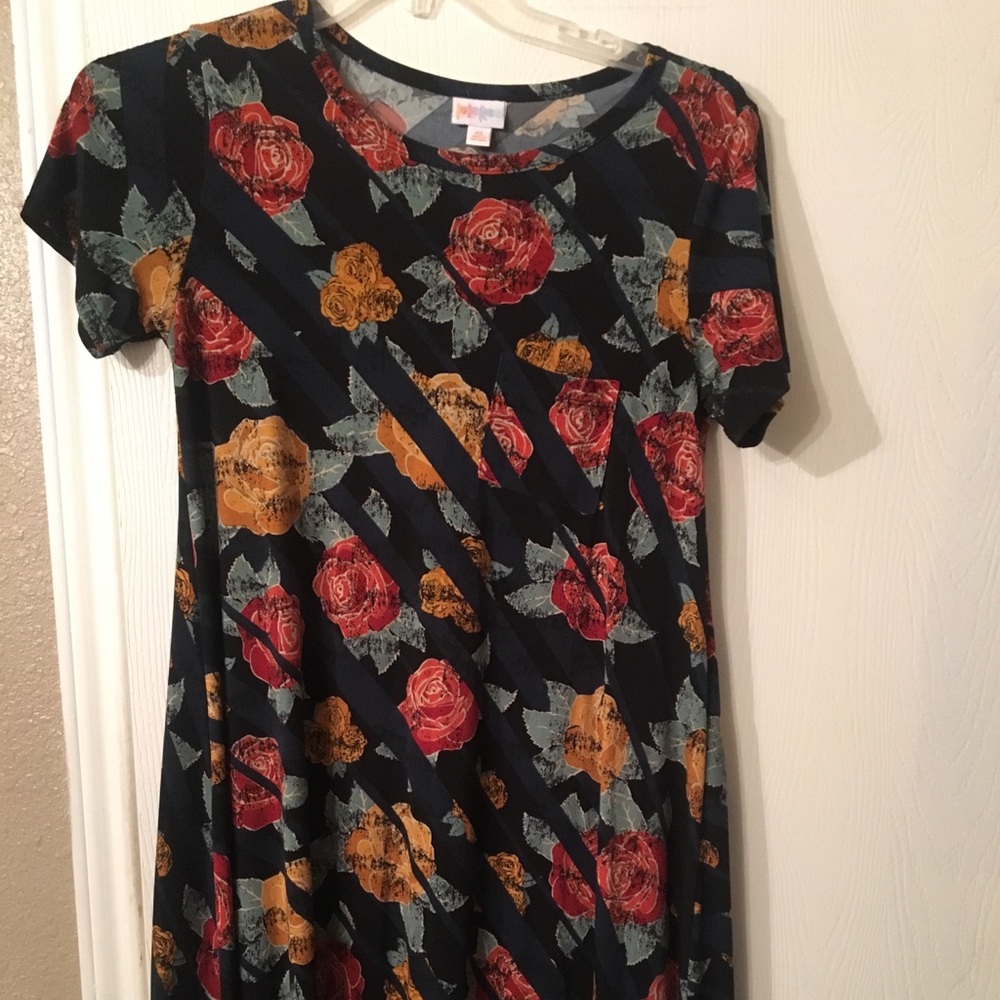 XS LuLaRoe Carly